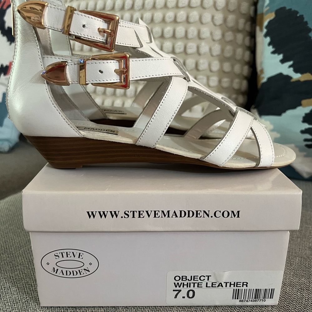 Steve Madden White Wedge Sandals with Strappy Design